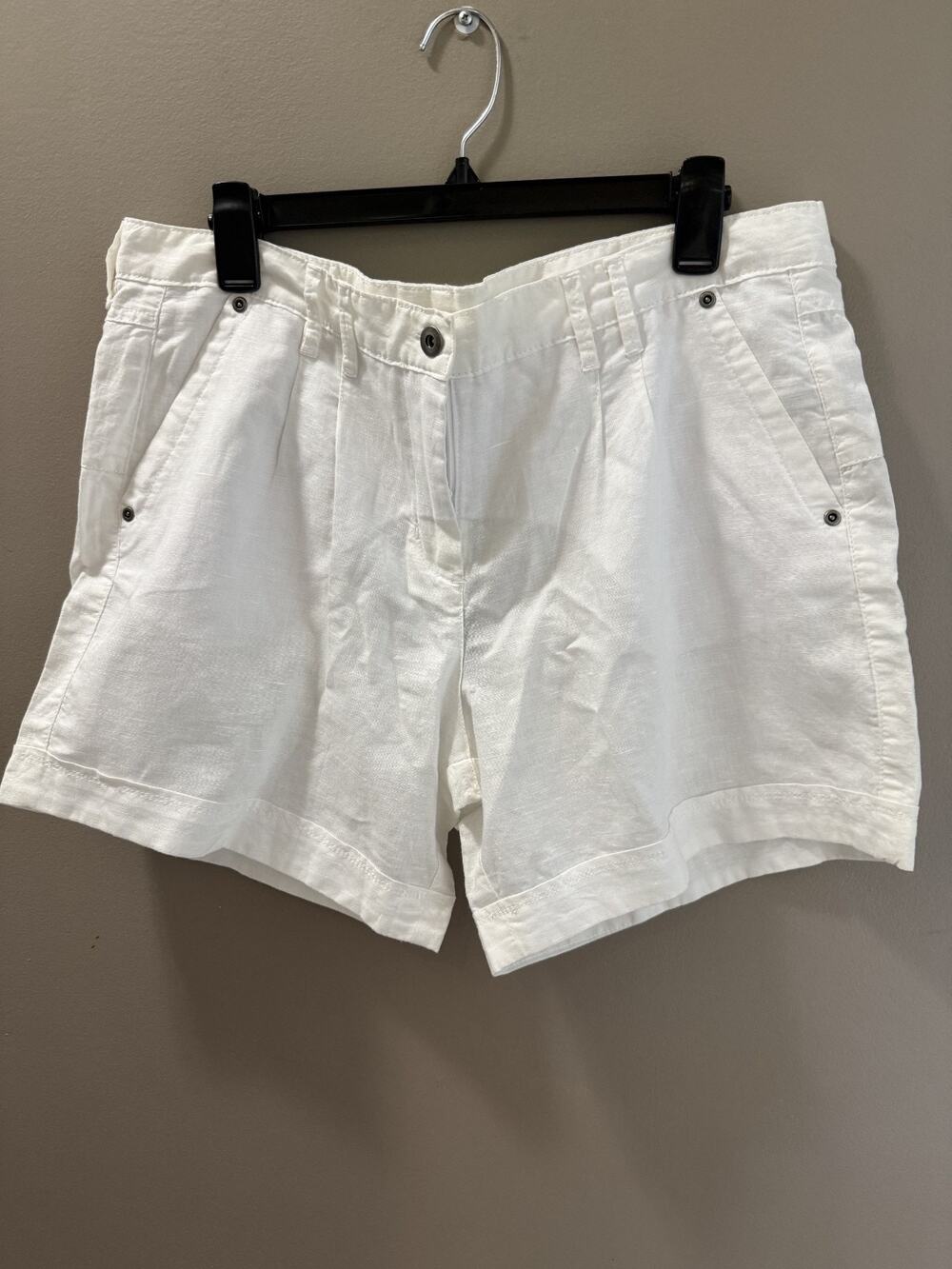 NWT Jeans by Buffalo White Linen Blend Short Size 32 Classic Coastal Resort